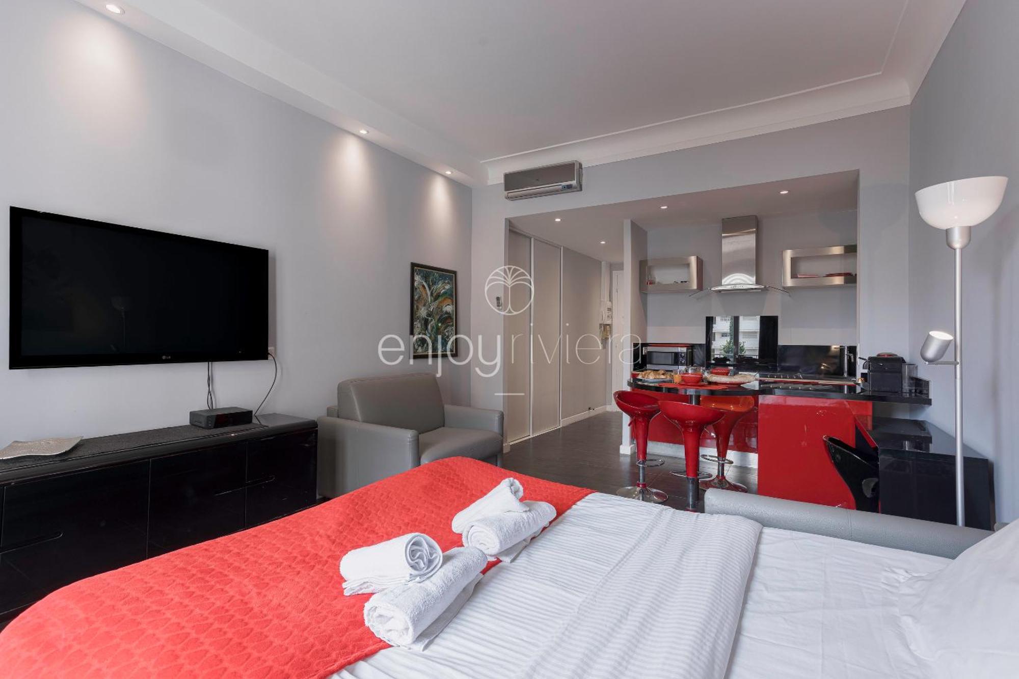 Palais Miramar - Suite & B31 - Croisette Emplacement Unique - 20M Plage - Wifi - Clim Cannes Exterior photo